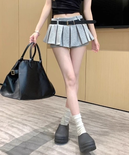 lilful(リルフル)の「【インパン付き】ウエストベルト付き サイドジップ スウェットプリーツミニスカートパンツ(スカート・レディース・ライトグレー/ダークグレー/ブラック・S/M)」の18枚目の写真