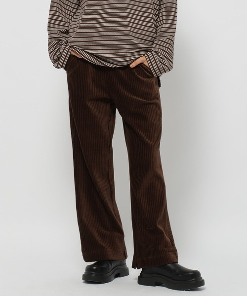 niko and...（ニコアンド）の「ストレッチカットコールフレアパンツ（その他パンツ・レディース・ブラウン/チャコール/ネイビー・FREE）」の16枚目の写真