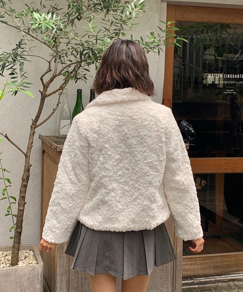 Teem Store（チームストア）の「ふわふわモコモコフェイクファーミドル丈ダッフルコート（ダッフルコート・レディース・ホワイト/ベージュ・F）」の8枚目の写真