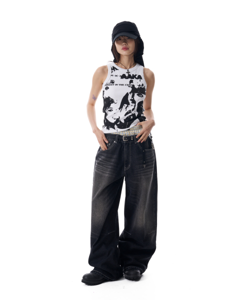 AAKAM（アーカム）の「Embossing Logo Denim Pants (Black)（デニムパンツ・レディース・その他・2/1）」の6枚目の写真