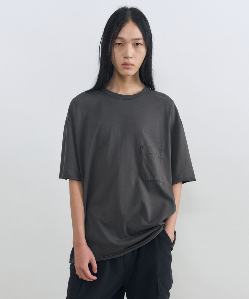 オーバーサイズカットオフポケットTシャツ CHARCOAL（Tシャツ