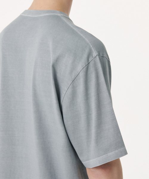 MUSINSA STANDARD（ムシンサスタンダード）の「ピグメントリラックスクルーネックTシャツ[グレー]（Tシャツ/カットソー・メンズ・その他・SMALL/XXX-LARGE/X-LARGE）」の5枚目の写真