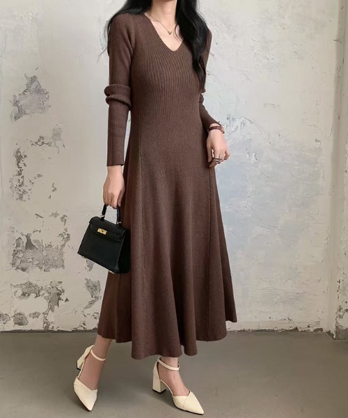 セール】一枚で完成する、上品ニットワンピ フレアニットワンピース v