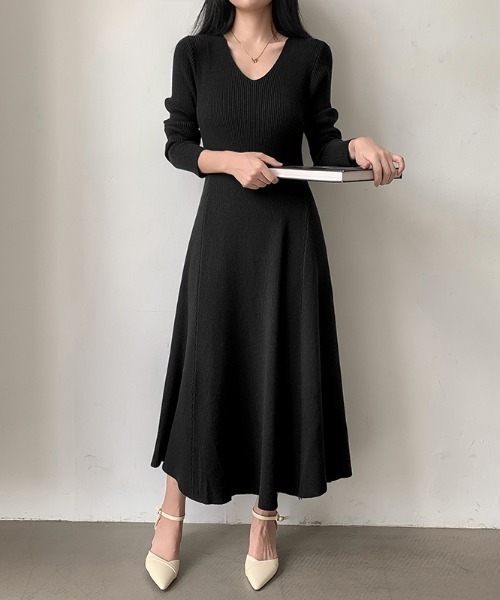 セール】一枚で完成する、上品ニットワンピ フレアニットワンピース v