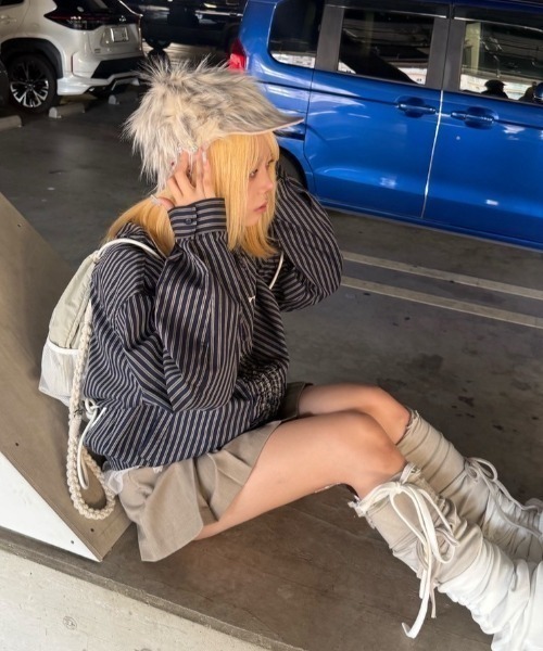 Never mind the XU（ネバーマインドザエックスユー）の「【Never mind the XU】fur cap / 【ネバーマインド ザ エックスユー】ファーキャップ（キャップ・メンズ・ベージュ・ONE SIZE）」の3枚目の写真