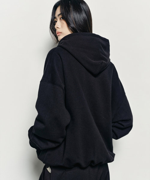 NICK&NICOLE（ニックアンドニコール）の「BUTTERFLY SIGNATURE HOODIE_BLACK CREAM（パーカー・レディース・その他・FREE）」の3枚目の写真