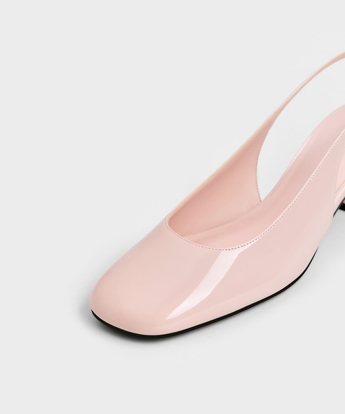 CHARLES & KEITH(チャールズ & キース)の「Danni ダニー パテントブロックヒール スリングバックパンプス(パンプス・レディース・ブラック系その他6/オフホワイト/ベビーピンク・23.5cm/23cm/22.5cm/22cm/25cm/24.5cm)」の21枚目の写真