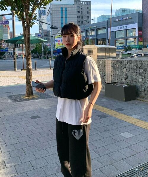 ALEXNAIDEN(アレックスエンエイデン)の「ルーフハート起毛ジョガーパンツ(ブラック)(スウェットパンツ・レディース・ブラック・SMALL/MEDIUM/LARGE/X-LARGE)」の4枚目の写真