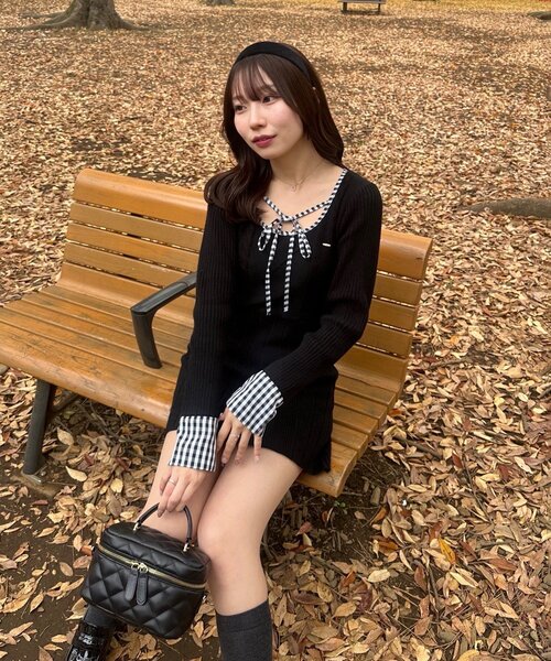 continuer de NICE CLAUP（コンティニューデナイスクラップ）の「【@ayupi.06セレクト】ケーブルニットミニワンピース（ワンピース・レディース・ブラック/アイボリー・FREE）」の16枚目の写真