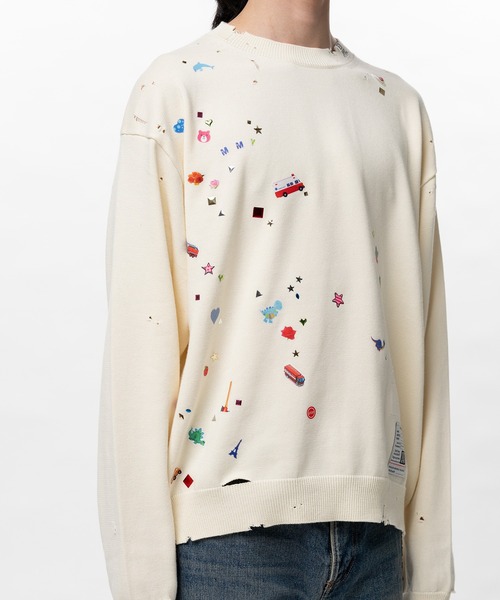 Maison MIHARA YASUHIRO(メゾンミハラヤスヒロ)の「Kids Sticker Printed Knit Sweater(ニット/セーター・メンズ・ブラック/グレー/ホワイト・48/46/44)」の11枚目の写真