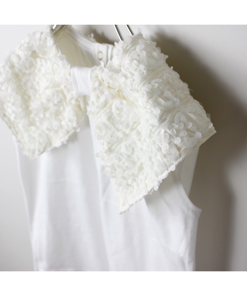 maarook(マルーク)の「雪柳リボンカラー天竺Tシャツ(Tシャツ/カットソー・キッズ・ホワイト/ブラック・120cm/130cm/90cm/100cm/110cm)」の8枚目の写真