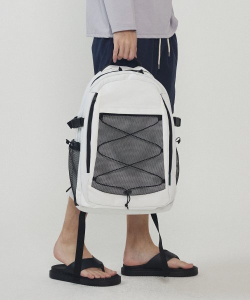 ウィズストリングデイライトバックパック（ホワイト）