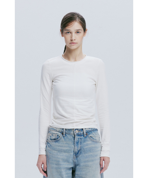 AFTERHOURS（アフターアワーズ）の「DOUBLE LAYERED LONG SLEEVE TOP (IVORY)（Tシャツ/カットソー・レディース・その他・FREE）」の2枚目の写真