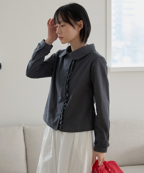 UNE MANSION（ユヌマンション）の「【UNE ORIGINAL】ラブリーラウンドカラープラケットフリルシャツブラウス（シャツ/ブラウス・レディース・チャコール/ライトグレー/ネイビー・FREE）」の18枚目の写真