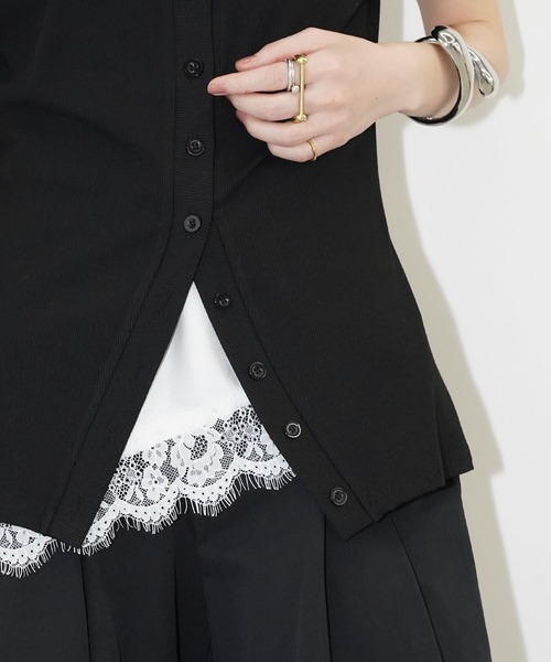 chuclla(チュクラ)の「フロントボタン リブニットトップス chw26s080(Tシャツ/カットソー・レディース・ブラック・FREE)」の5枚目の写真