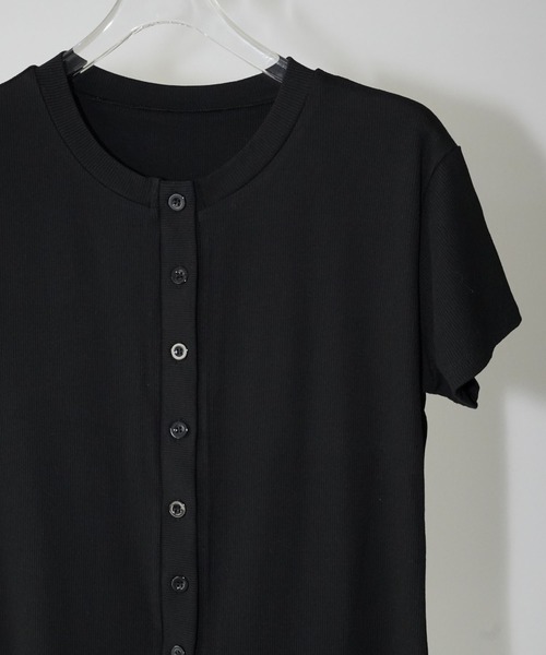 chuclla(チュクラ)の「フロントボタン リブニットトップス chw26s080(Tシャツ/カットソー・レディース・ブラック・FREE)」の12枚目の写真
