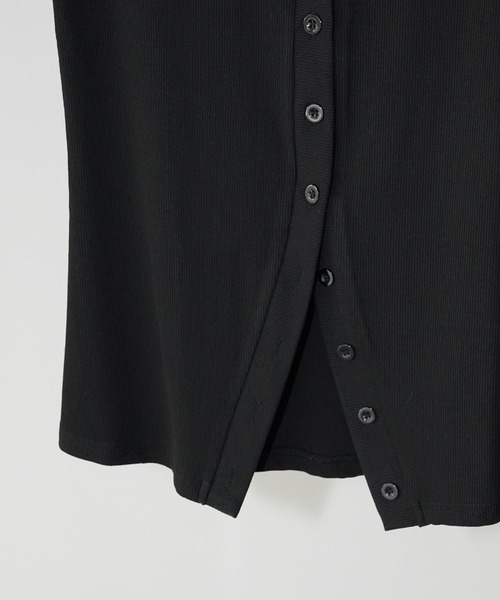 chuclla(チュクラ)の「フロントボタン リブニットトップス chw26s080(Tシャツ/カットソー・レディース・ブラック・FREE)」の13枚目の写真