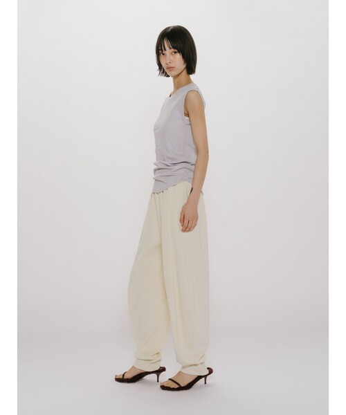 MIDIUMISOLID（ミディウミソリッド）の「MIDIUMISOLID for Ladies リブイージーコクーンパンツ（その他パンツ・レディース・ブラック/ライトグレー・FREE）」の8枚目の写真