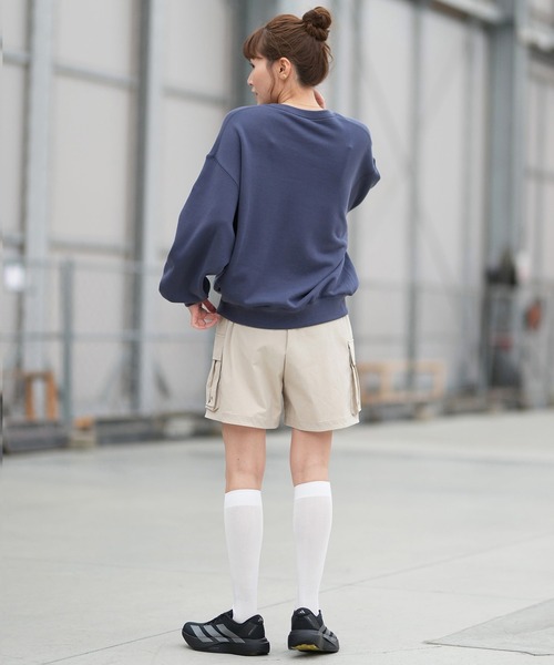 adidas(アディダス)の「adidas/アディダス W VERBIAGE クルースウェット QF007(スウェット・レディース・オフホワイト/ネイビー・M/L)」の20枚目の写真