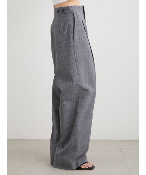 MIESROHE(ミースロエ)の「ツータックワイドパンツ(その他パンツ・レディース・ストライプ/モカ/ダークネイビー・1/0)」の21枚目の写真