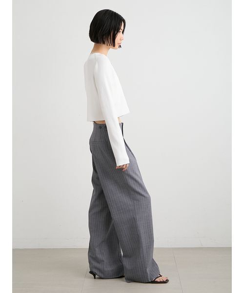 MIESROHE(ミースロエ)の「ツータックワイドパンツ(その他パンツ・レディース・ストライプ/モカ/ダークネイビー・1/0)」の9枚目の写真