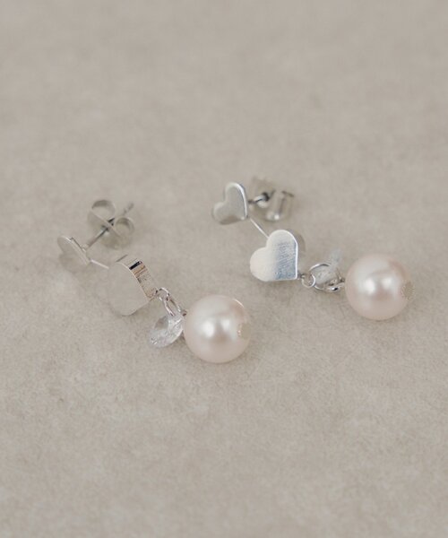 Chico（チコ）の「ハートパールピアス（ピアス（両耳用）・レディース・ゴールド/シルバー・FREE）」の2枚目の写真