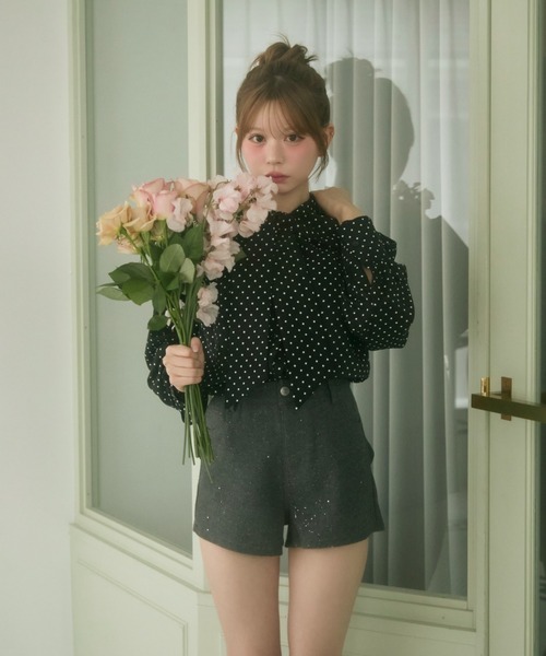 TITTY&CO.（ティティーアンドコー）の「ドット柄リボンタイブラウス（シャツ/ブラウス・レディース・ブラック/ホワイト・FREE）」の8枚目の写真