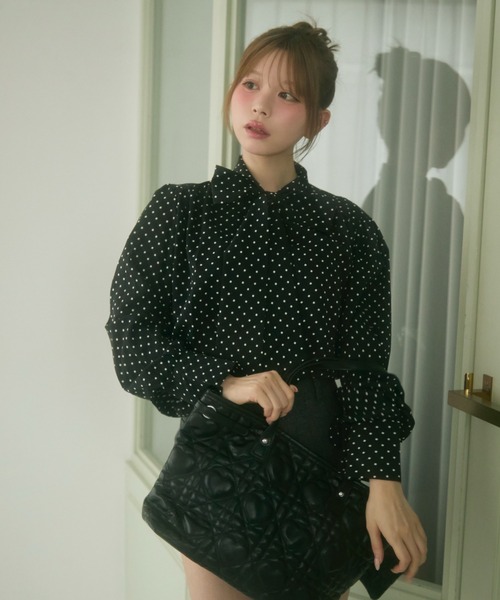 TITTY&CO.（ティティーアンドコー）の「ドット柄リボンタイブラウス（シャツ/ブラウス・レディース・ブラック/ホワイト・FREE）」の7枚目の写真