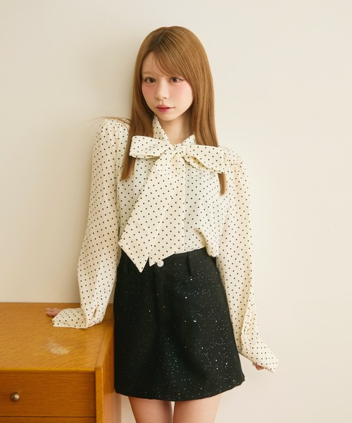 TITTY&CO.（ティティーアンドコー）の「ドット柄リボンタイブラウス（シャツ/ブラウス・レディース・ブラック/ホワイト・FREE）」の10枚目の写真
