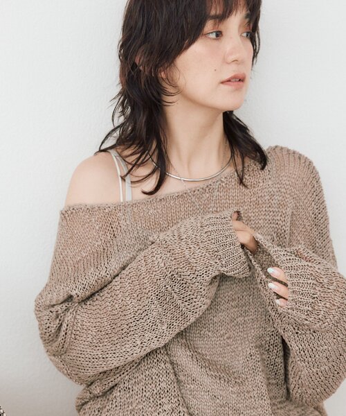 RIVE DROITE(リヴドロワ)の「【ドライタッチ/手洗い可】テープヤーンボートネックニット(夏服)(ニット/セーター・レディース・サックスブルー/モカ/オフホワイト/ベージュ/ブラック・FREE)」の10枚目の写真