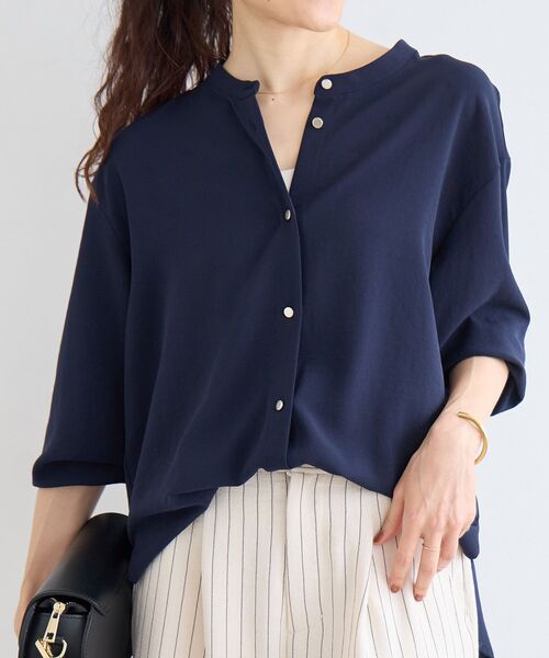 le.coeur blanc(ルクールブラン)の「2WAYジョーゼットギャザースリーブブラウス(シャツ/ブラウス・レディース・ダークグレー/カーキオリーブ/ピンク/ブラック/サックスブルー/ネイビー/オフホワイト・38)」の22枚目の写真