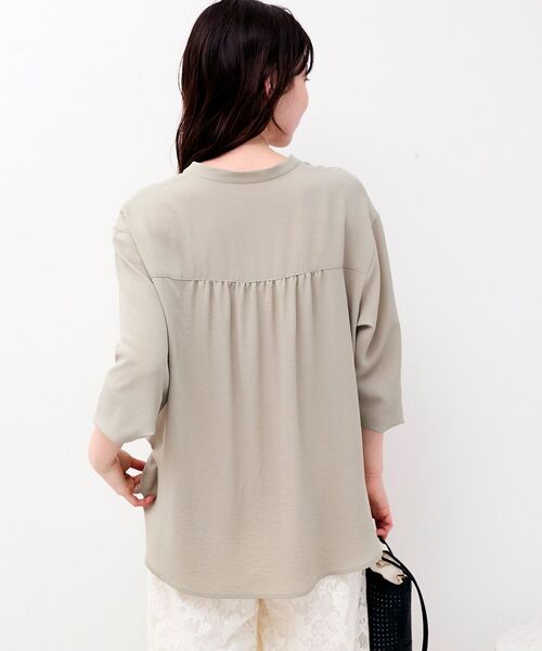 le.coeur blanc（ルクールブラン）の「2WAYジョーゼットギャザースリーブブラウス（シャツ/ブラウス・レディース・ダークグレー/カーキオリーブ/ピンク/ブラック/サックスブルー/ネイビー/オフホワイト・38）」の22枚目の写真