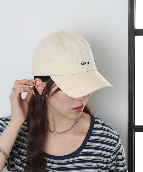 COLONY 2139(コロニートゥーワンスリーナイン)の「skrrr刺繍ツイルキャップ(キャップ・レディース・アイボリー/ネイビー/グレー・FREE)」の2枚目の写真