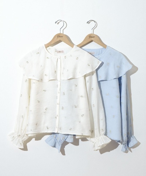 flower（フラワー）の「ルミナスエンブロイダリーブラウス（シャツ/ブラウス・レディース・ブルー/ホワイト・FREE）」の3枚目の写真