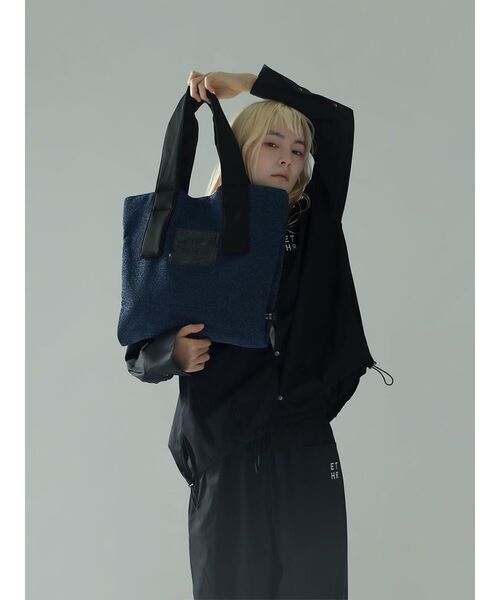 :ETHROF（イーサオブ）の「PVC LOGO GLITTER TOTE BAG（トートバッグ・レディース・パープル/ブラック/ブルー/シルバー・FREE）」の8枚目の写真