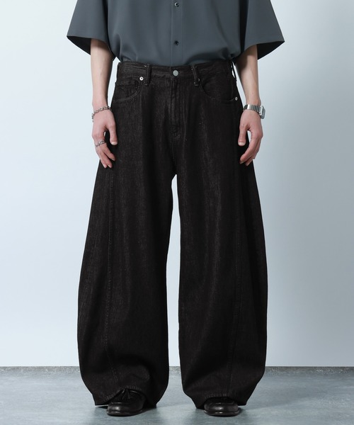 RAGEBLUE(レイジブルー)の「Super Buggy Denim Curve Seam Barrel Pants/デニムカーブシームスーパーバギーバレルパンツ(デニムパンツ・メンズ・ネイビー/ライトブルー/ブラック・MEDIUM/SMALL/LARGE)」の2枚目の写真