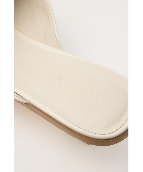 LAGUA GEM(ラグアジェム)の「EYELET KITTEN HEEL ミュール(パンプス・レディース・アイボリー/ブラック・LARGE/MEDIUM/SMALL)」の8枚目の写真