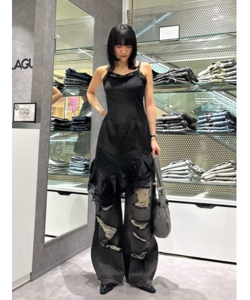 LAGUA GEM(ラグアジェム)の「EYELET KITTEN HEEL ミュール(パンプス・レディース・アイボリー/ブラック・LARGE/MEDIUM/SMALL)」の20枚目の写真