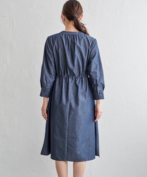 ikka(イッカ)の「バンドカラーウエストドロストワンピース(ワンピース・レディース・オリーブ/ネイビー・L/M/S)」の20枚目の写真