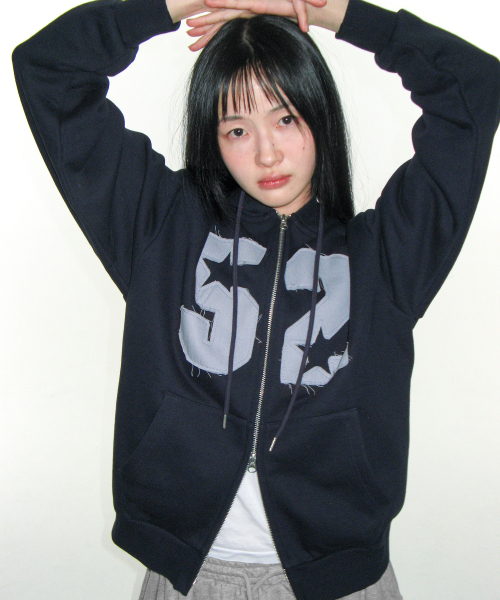 AMESWORLDWIDE（アメスワールドワイド）の「52 APPLIQUE HOODIE ZIP UP NAVY（パーカー・レディース・その他・LARGE/MEDIUM/SMALL）」の9枚目の写真