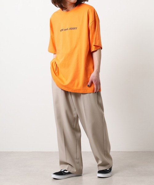 Tom&Jerry(トムアンドジェリー)の「TOM&JERRY プリント BIG T 半袖(Tシャツ/カットソー・メンズ・ブルー系/チャコール/オレンジ/ネイビー/ホワイト系その他/オフホワイト/ダークグリーン/ブラック・M/XL/L)」の21枚目の写真