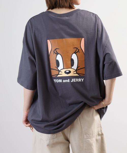 Tom&Jerry(トムアンドジェリー)の「TOM&JERRY プリント BIG T 半袖(Tシャツ/カットソー・メンズ・ブルー系/チャコール/オレンジ/ネイビー/ホワイト系その他/オフホワイト/ダークグリーン/ブラック・M/XL/L)」の9枚目の写真