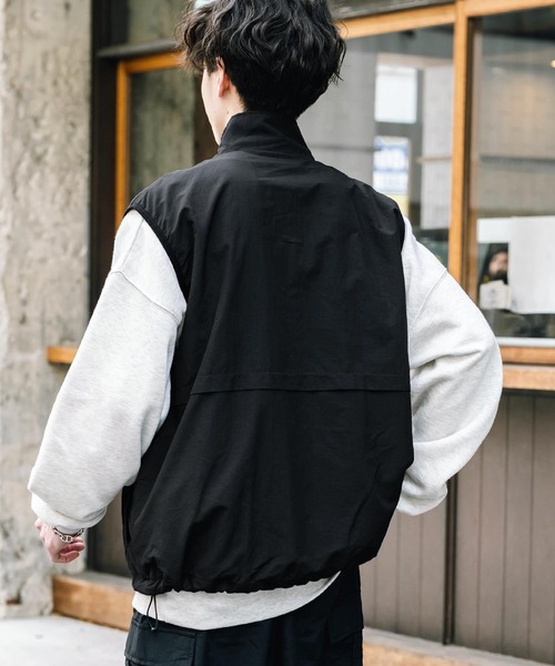 Rocky Monroe(ロッキーモンロー)の「裏メッシュスタンドネック前開きナイロンベスト(ベスト・メンズ・ネイビー/カーキ/チャコール/ブラック/グレー・XL/M/L)」の8枚目の写真