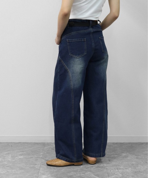 THE CELL.(ザセルドット)の「カーブシーム コクーンワイド デニム CURVED SEAM COCOON WIDE DENIM(デニムパンツ・レディース・インディゴブルー・M/L/XL/S)」の6枚目の写真