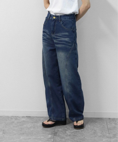 THE CELL.(ザセルドット)の「カーブシーム コクーンワイド デニム CURVED SEAM COCOON WIDE DENIM(デニムパンツ・レディース・インディゴブルー・M/L/XL/S)」の18枚目の写真