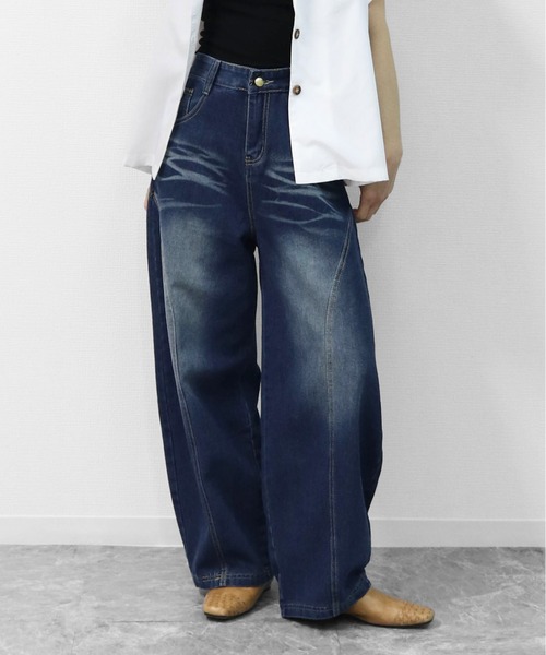 THE CELL.(ザセルドット)の「カーブシーム コクーンワイド デニム CURVED SEAM COCOON WIDE DENIM(デニムパンツ・レディース・インディゴブルー・M/L/XL/S)」の22枚目の写真