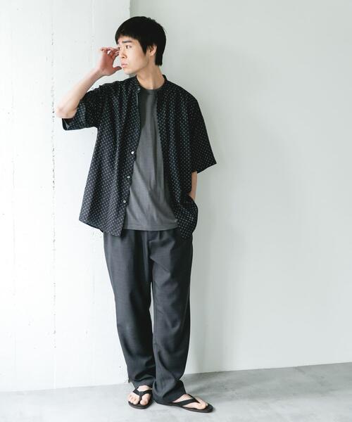 URBAN RESEARCH DOORS（アーバンリサーチドアーズ）の「バンドカラーショートスリーブ 総柄シャツ（シャツ/ブラウス・メンズ・ブラウン/ブラック/ネイビー・LARGE/MEDIUM）」の19枚目の写真