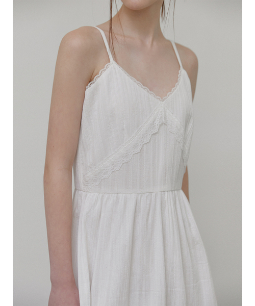 ETMON(エトモン)の「Slip Lace Mini Dress, White(ワンピース・レディース・その他・MEDIUM/SMALL)」の5枚目の写真