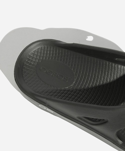 OOFOS（ウーフォス）の「OOFOS original（その他シューズ・メンズ・グレー/ブラック・24.0cm/23.0cm/25.0cm/26.0cm/27.0cm/28.0cm）」の7枚目の写真