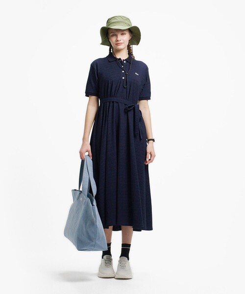 LACOSTE(ラコステ)の「インディゴ鹿の子ポロドレス / フレアワンピース(ワンピース・レディース・ネイビー/ブルー・40/36/38/34)」の22枚目の写真